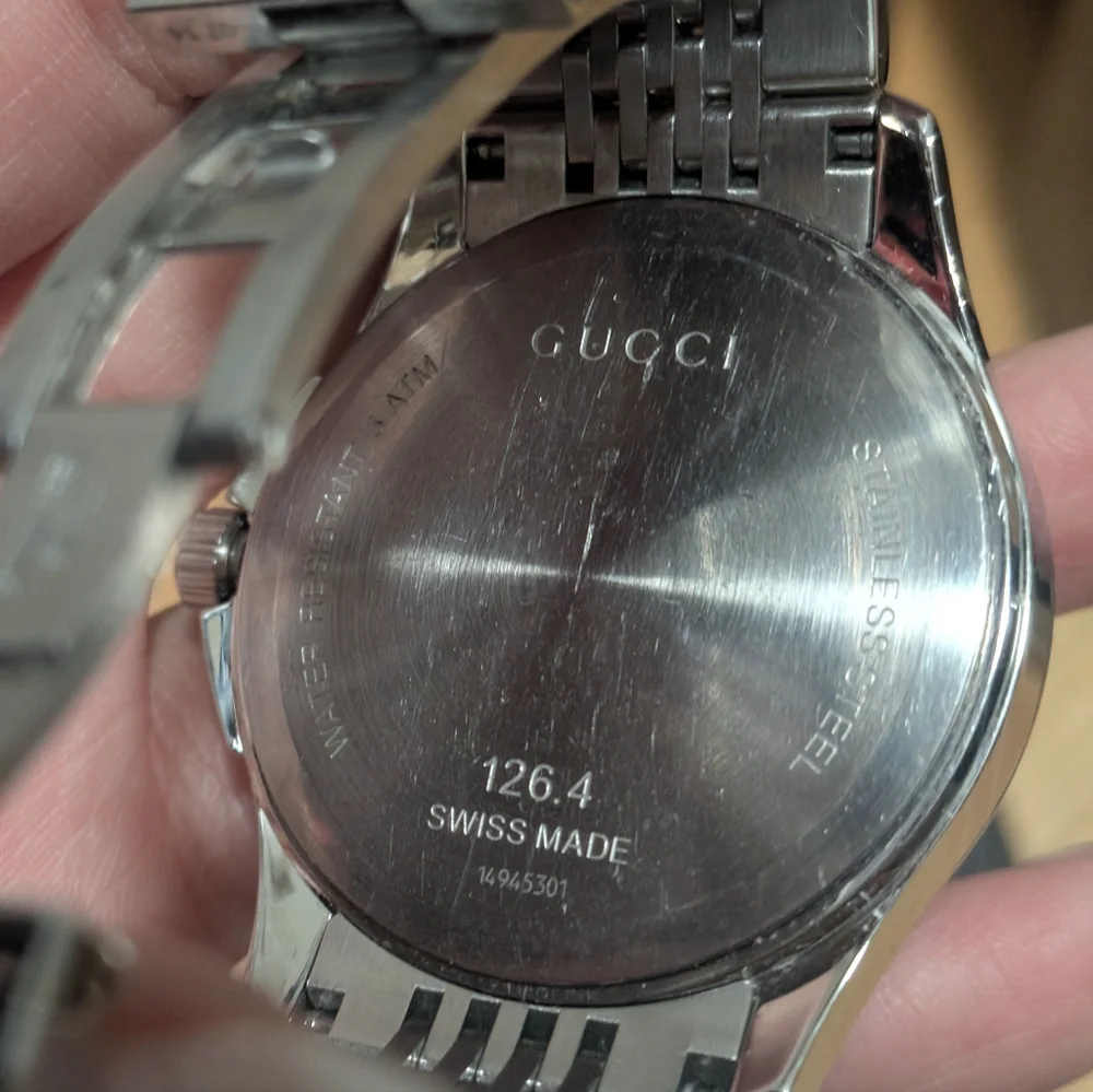 GUCCI G TIMELESS YA126406 STAINLESS STEEL WATCH